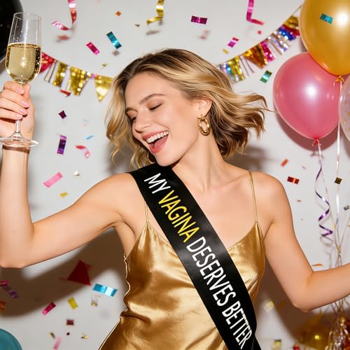 Funny Divorce Sash for Women - Finally Free Party Decoration