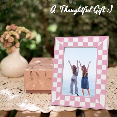 Pink Checkerboard Wooden Photo Frame for 4x6 Pictures - Aesthetic Tabletop Decor & Gift