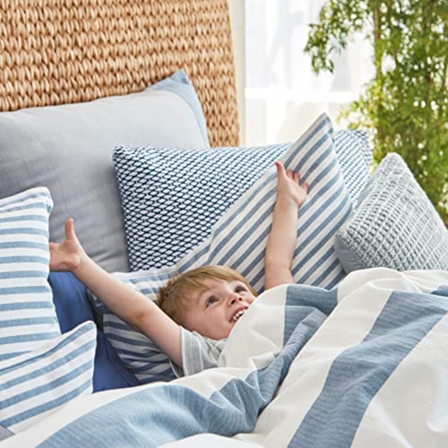 Nautica - Twin Comforter Set, Reversible Cotton Bedding with Matching Sham, Medium-Weight, Dorm Essentials, Oeko-Tex Certified (Fairwater Blue)