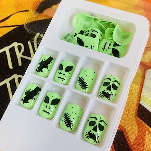 Vezocim Halloween Press on Nails Luminous Alien Acrylic False Nails Set