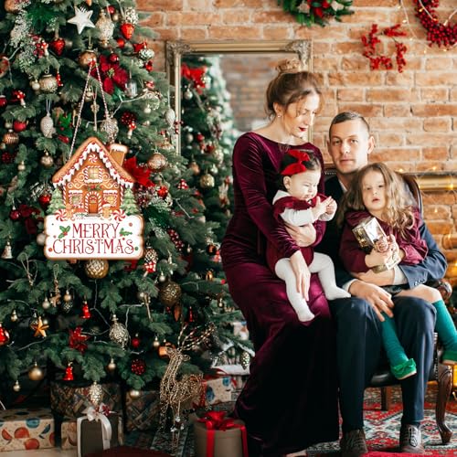 Christmas Wooden Door Sign - Gingerbread House & Holiday Decorations