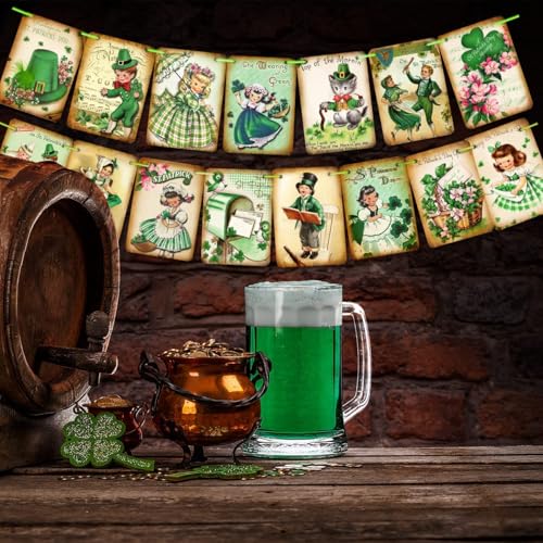 St. Patrick's Day Shamrock Banner - 15pcs Green Party Decor