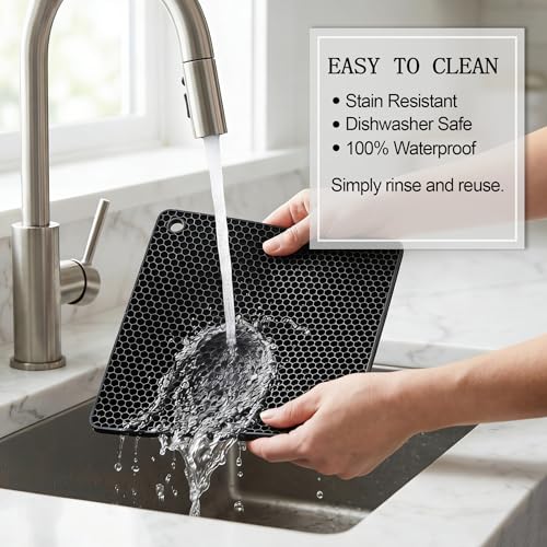 Kodreat Black Silicone Trivets 7.1x7.1in Pack of 4 Heat-Resistant Kitchen Hot Pads