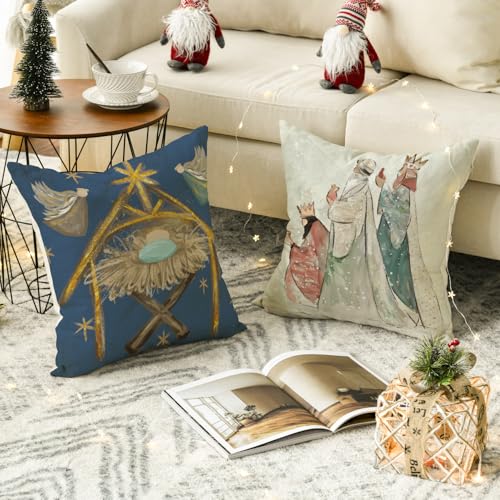 AVOIN colorlife Christmas Snowflake Throw Pillow Covers, 18x18 Inch, Set of 4