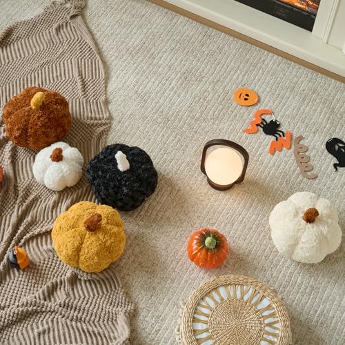 Pumpkin Decorative Pillow - Plush Autumn Cushion for Couch & Bed