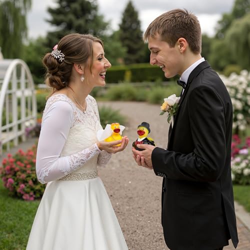 Bride and Groom Rubber Duck Set - Fun Wedding Party Favors