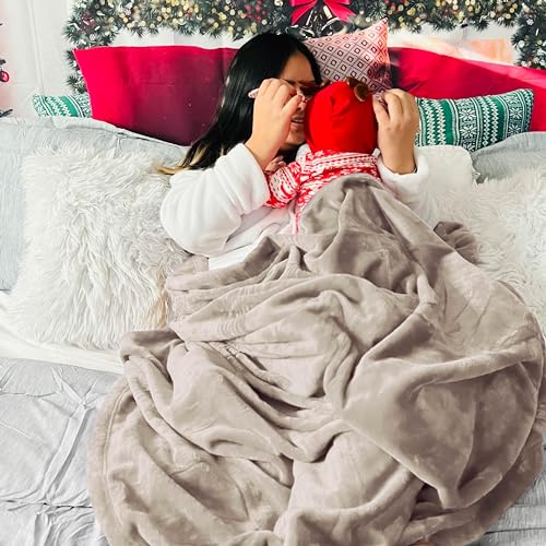 Bedsure King Size Flannel Fleece Blanket - Soft Lightweight Oxford Tan