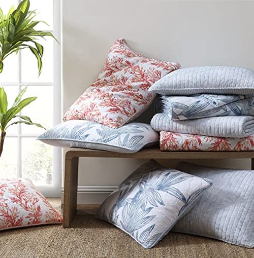 Tommy Bahama - King Quilt Set, Soft & Reversible Woven Bedding with Matching Pillowcases, Medium Weight for Year Round Comfort, 3 Piece Bed Set (Beach Bliss Grey)