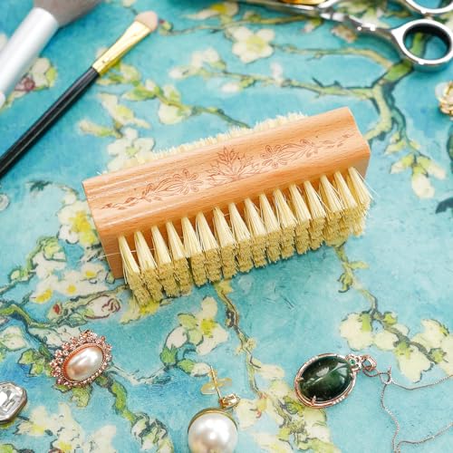 Menesia Wooden Nail Brush - Natural Wood Hand and Fingernail Scrubber