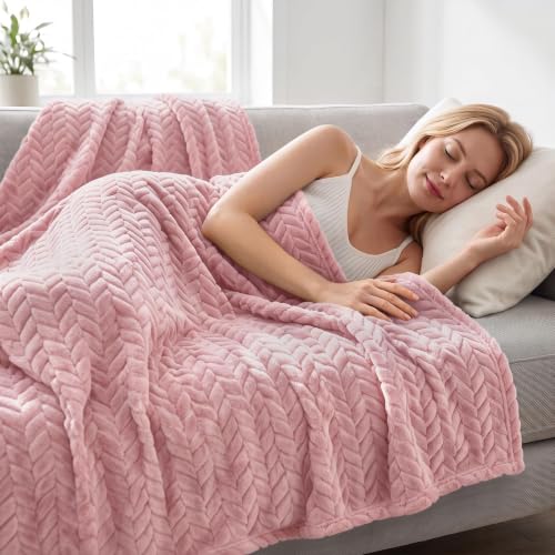 Exclusivo Mezcla Cozy Pink Fleece Throw Blanket, 50”x70”