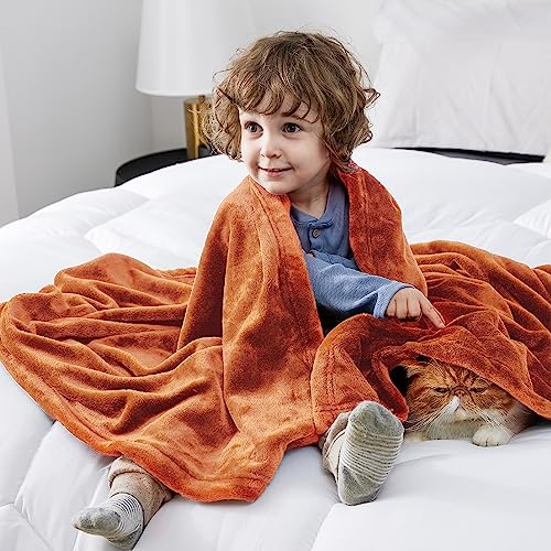 Bedsure Kids Fleece Throw Blanket - Soft Microfiber Travel Blanket, Orange