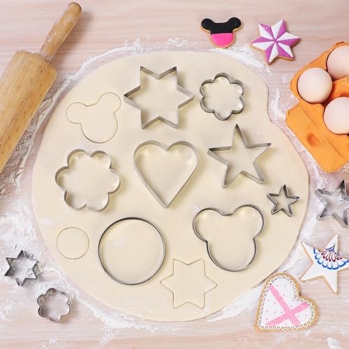 18-Piece Stainless Steel Cookie Cutter Set with 6 Shapes for Baking & Crafts