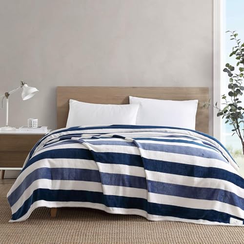 Nautica - Twin Blanket, Soft Plush Fleece Bedding, Ideal for Bed or Couch, Dorm Essentials, Oeko-Tex Certified (Awning Stripe Navy)
