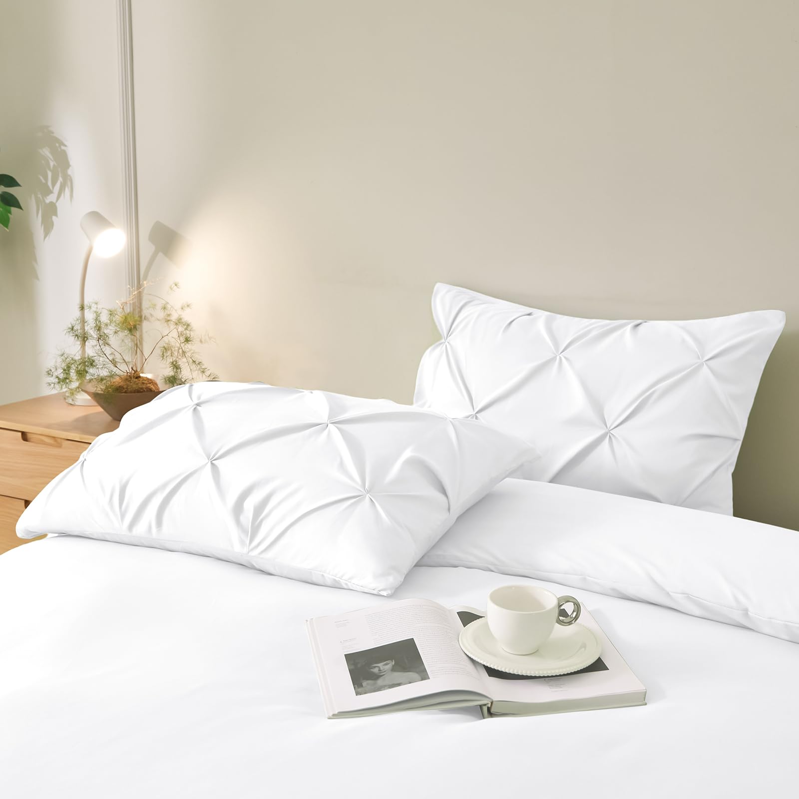 VACVELT Pintuck Pillow Cases King Size Set of 2, White Pillow Shams Decorative Pillowcases with Envelope Closure, Pinch Pleated Microfiber Pillowcases, Wrinkle and Stain Resistant
