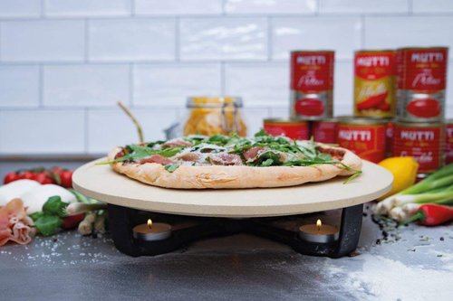 Boska Pizza Party Hot Stone/Pizza Stone with Base/Keeps your Pizza Warm/Stone Oven Quality Pizzas/for BBQ and Oven / ⌀ 35 cm