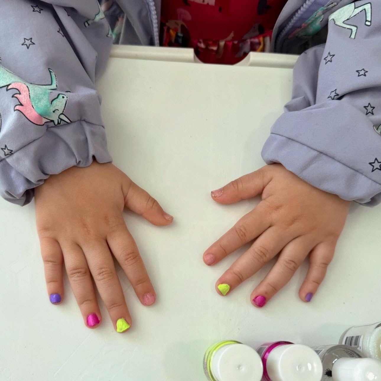 Piggy Paint Neon Polish Box Set - Includes Bonus Blacklight Glow Feature!