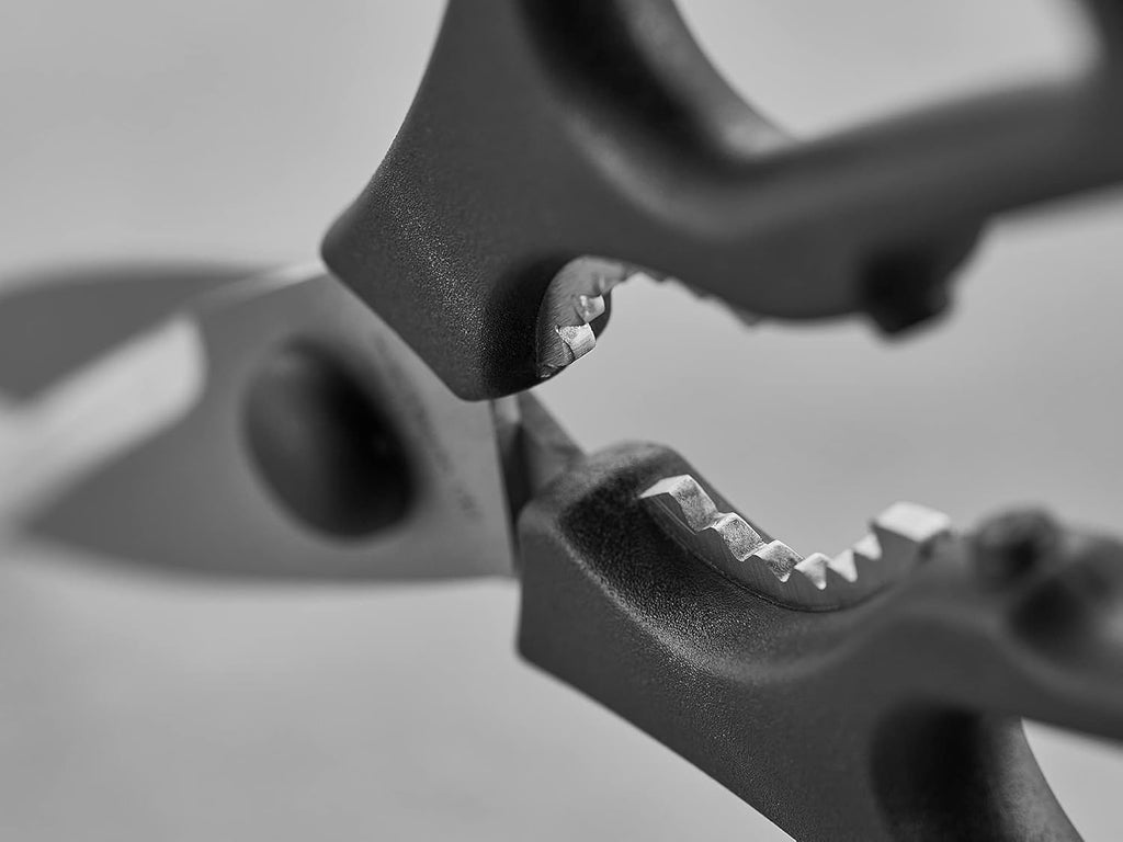 WÜSTHOF Kitchen Shears - Versatile Come Apart Design for Effortless Cutting | Durable Stainless Steel