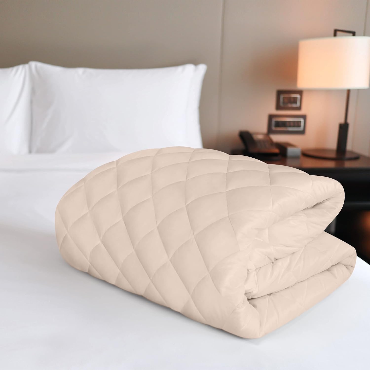 Utopia Bedding Quilted Mattress Pad - Queen Size Deep Pocket Protector | Machine Washable Beige