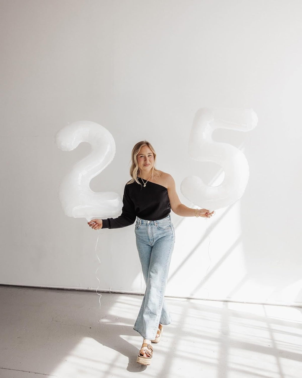 Skiennix 40-Inch Translucent Number 7 Balloon - Perfect 7th Birthday Decoration for Kids & Adults
