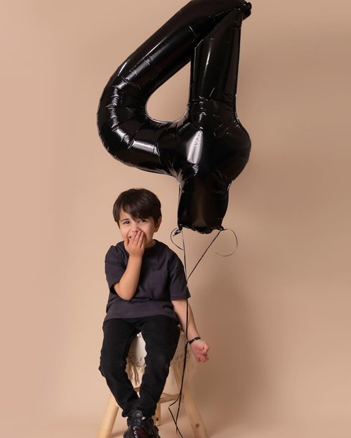 Black Number 14 Balloon - 40 Inch Birthday Decoration for 14th Party | Perfect for Boys & Girls