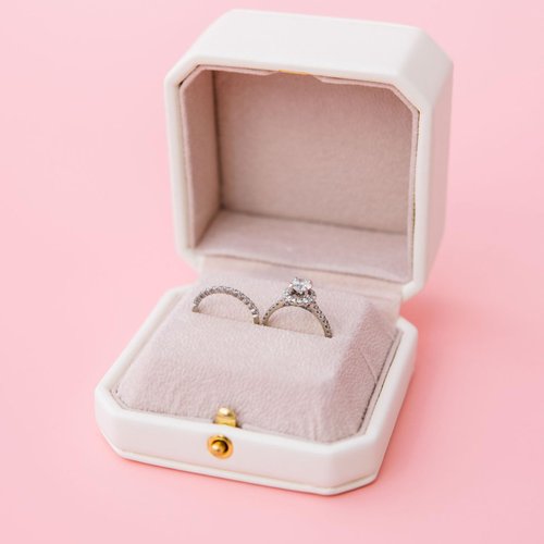 kate spade new york Ring Box for Wedding Day or Proposal, Engagement/Wedding Ring Holder, Bridal Toile
