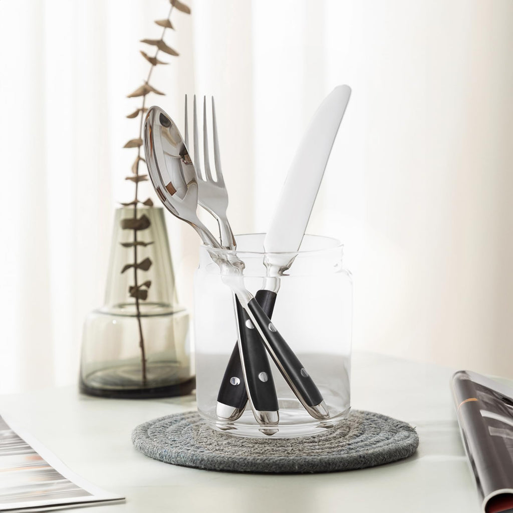 20-Piece Silverware Set for 4, Everyday Flatware, Black Handles Utensils Set, Retro Stainless Steel Forks and Spoons, Mirror Finished Utensil Sets for Home Restaurant, Dishwasher Safe Cutlery