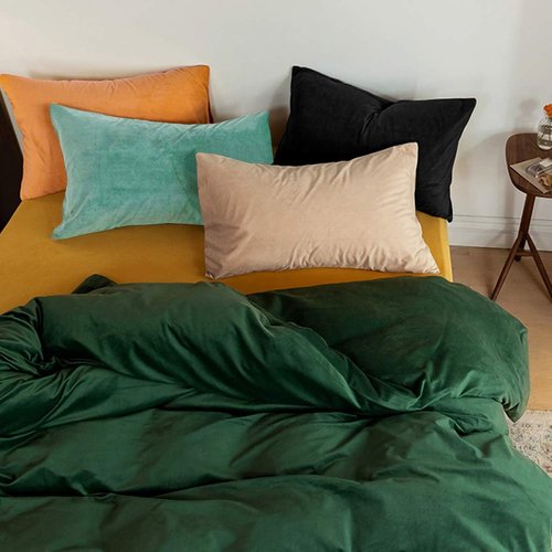 FLXXIE Queen Zipped Velvet Pillowcases - Soft & Cozy Decorative Pillow Covers | 20x30 Inches, Navy Blue