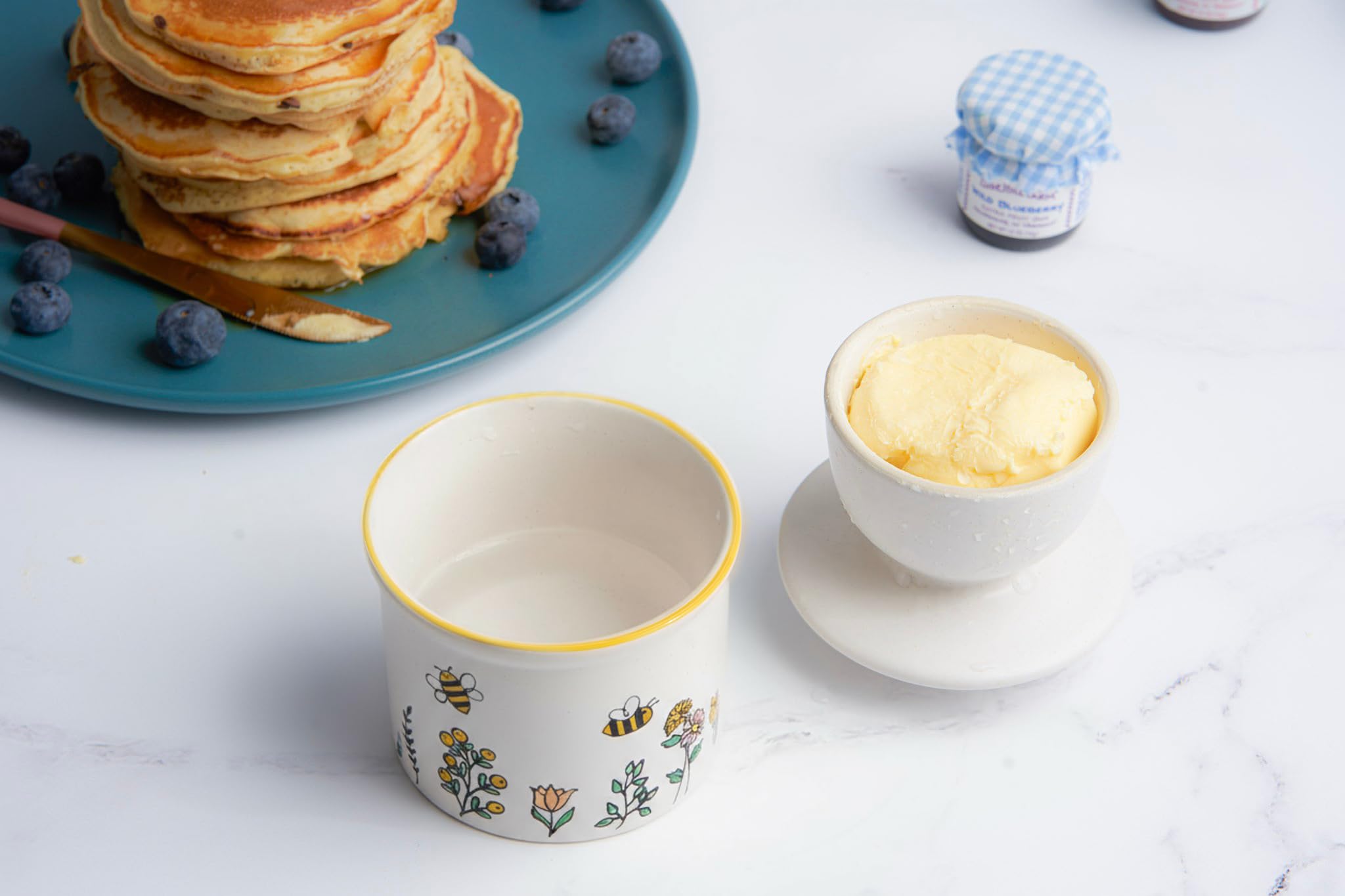 Kook Butter Keeper Dish, French Ceramic Crock with Lid, Embossed Container, For Soft Butter, (Meadow)