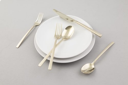 Cambridge Silversmiths Beacon Champagne Sand Mirror 20-Piece Flatware Set, Service for 4