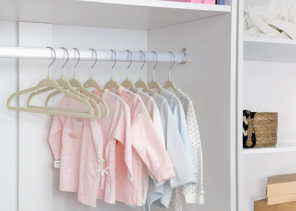 ManGotree Baby Velvet Clothes Hangers - Space-Saving Non-Slip Design | 15 Pack in Beige
