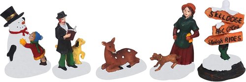 Christmas Village Figurines Set by [Brand Name] - 5-Piece Holiday Decoration for Indoor Displays | Perfect Gift Idea