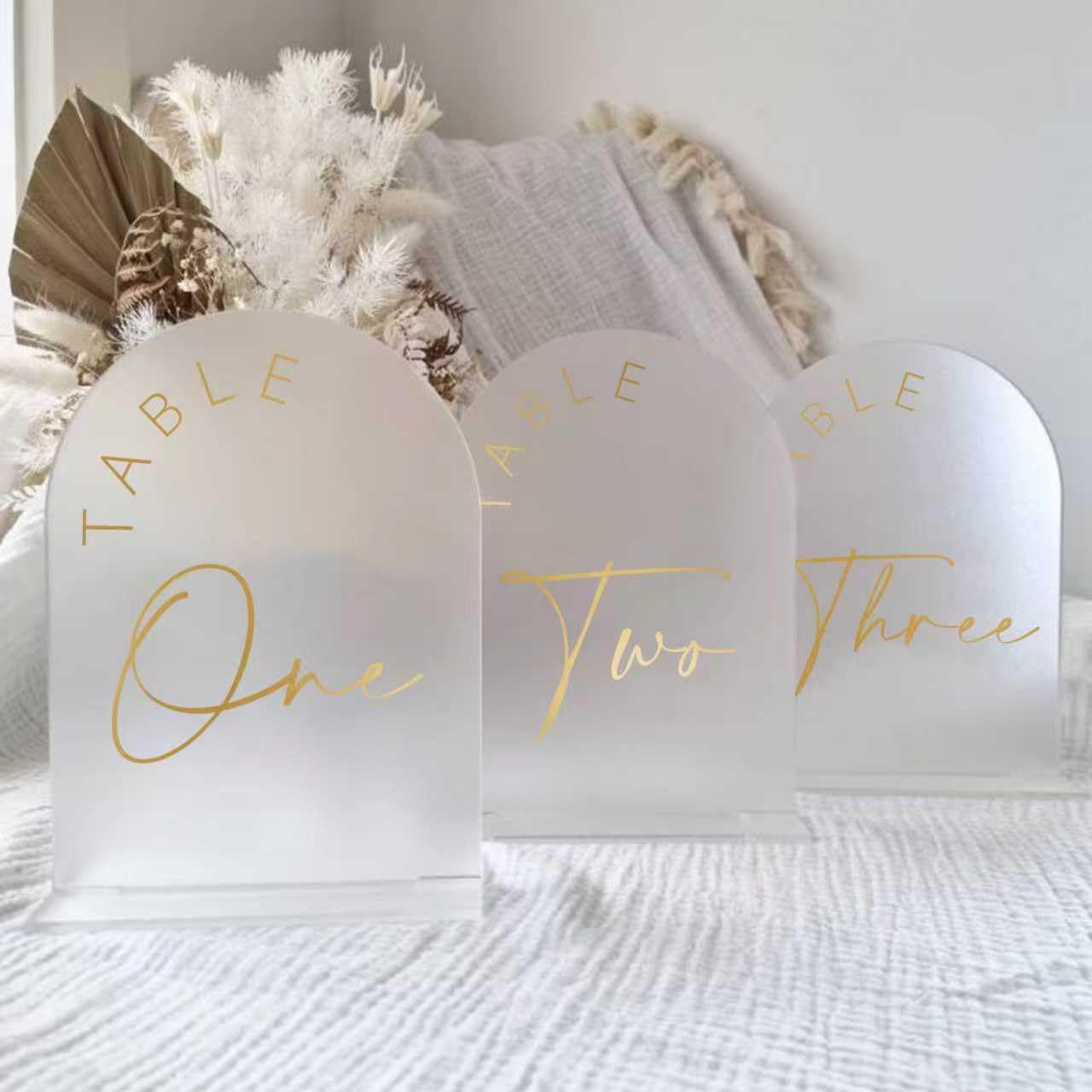 JINMURY Frosted Arch Wedding Table Numbers 1-30 with Stands, 5x7 Inch Acrylic Arch Sign with Golden Lettering, Frosted and Gold Table Numbers for Wedding Reception