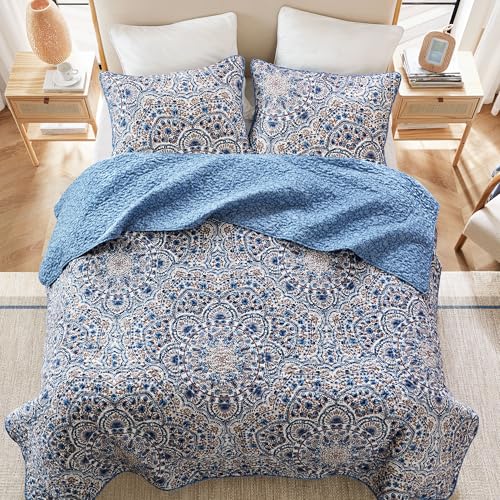 Comfort Spaces Valerie Boho Quilt Set Twin/Twin XL Blue - Soft Reversible Watercolor Medallion Bedding, Lightweight All Season Bedspread for Kids Teens Dorm Guest Room