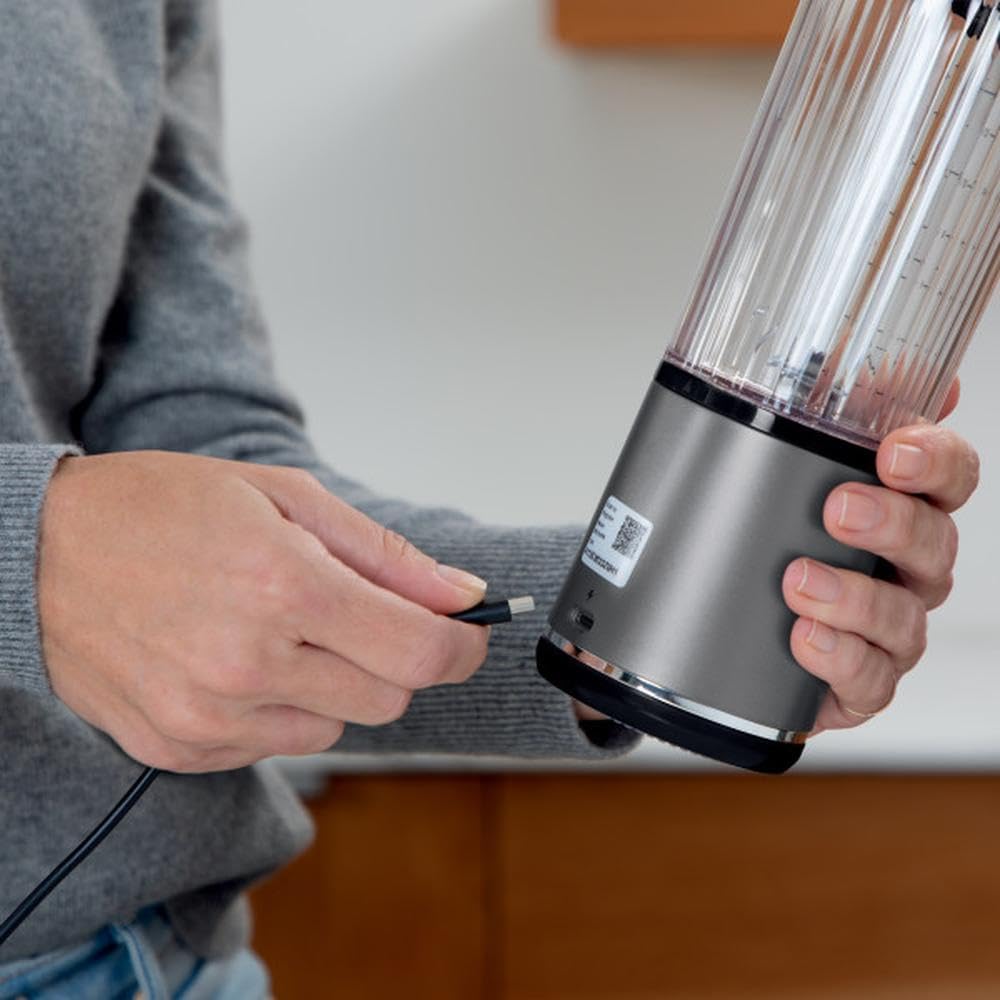 Ninja BC151BK Portable Blender - Cordless 18oz Personal Blender for Smoothies & Shakes | BPA-Free, Leakproof Lid, USB-C Rechargeable, Black