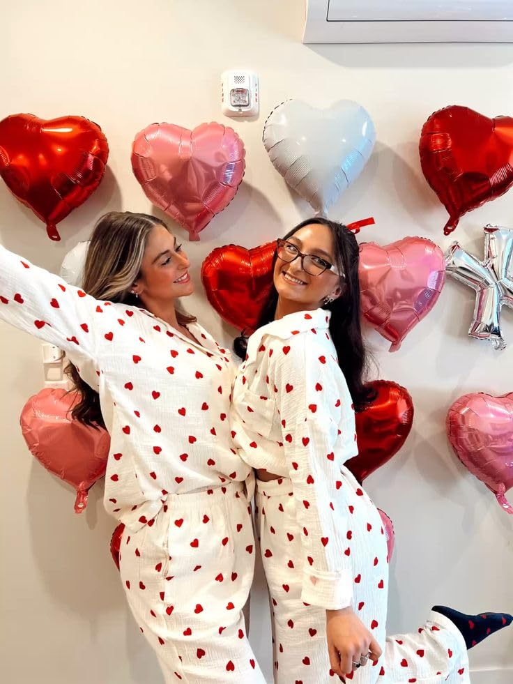 SPARKTUTU 24pcs 18 Inch Heart Foil Balloons Kit Red Pink White