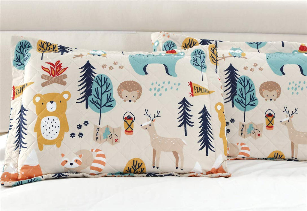 Junsey Kids Quilt Full/Queen Size Bear Bedding Set,3Pcs Forest Tree Bedspread Animals Coverlets, Lightweight Reversible Cartoon Bedspread Deer Owl Bedding Pillow Shams