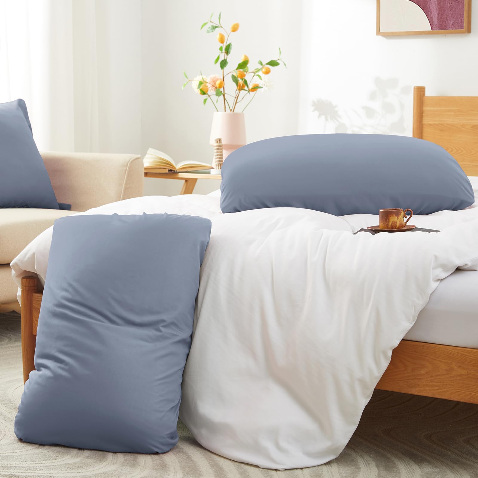 Horbaunal 2 Pack Microfiber Pillow Cases, Silver Grey Travel Elastic Band Bed Pillowcases, 1800 Thread Count Soft Pillow Covers for Standard & Queen Size, 20 x 26 Inches