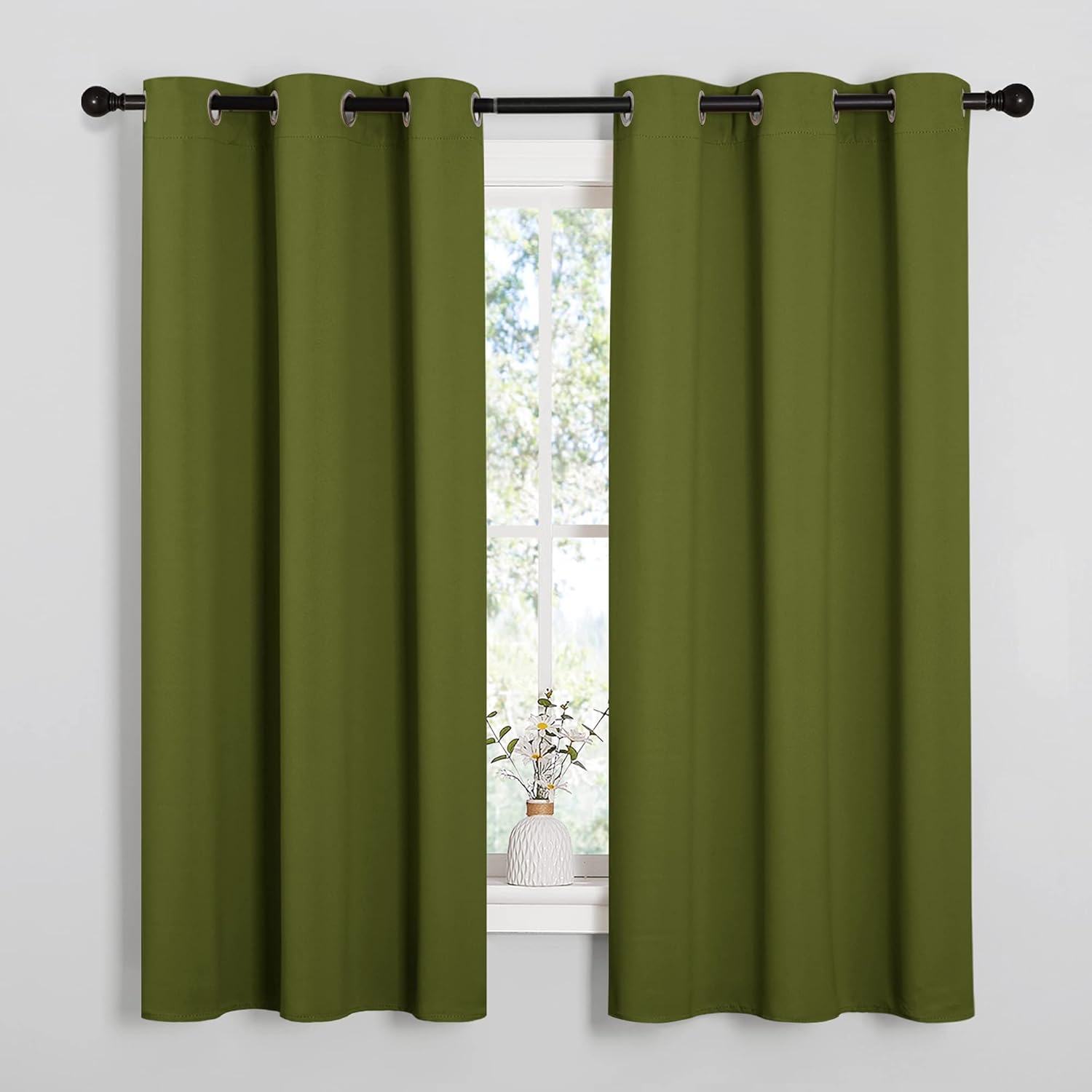 NICETOWN Olive Green Blackout Curtains - Thermal Insulated Drapes for Small Windows | 40" Length, 29" Wide, 2 Panels