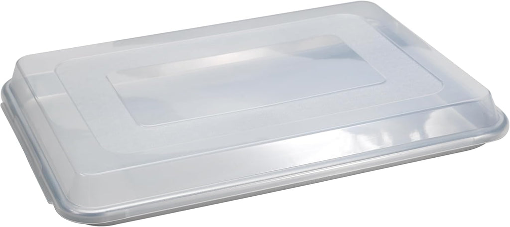 Nordic Ware Naturals Half Sheet Pan with Lid - Durable Bakeware for Easy Cooking and Storage