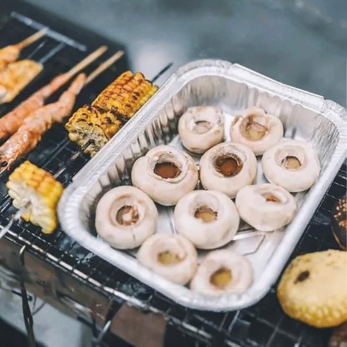 Foil Baking Pans with Lids by [Brand Name] - 30 Reusable 8x8 Inch Aluminum Pans for Oven & Food Storage
