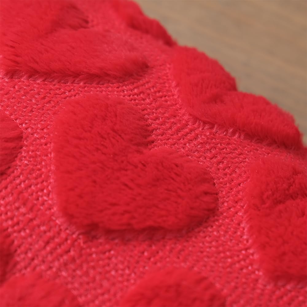 Valentines Day Red Heart Soft Plush Love Heart Pillow Covers Room Decor Cute Faux Fur Soft Preppy Stuff Gift Fluffy Plush Pillow Covers For Bed Sofa Couch (18 X 18 Inch,Red)