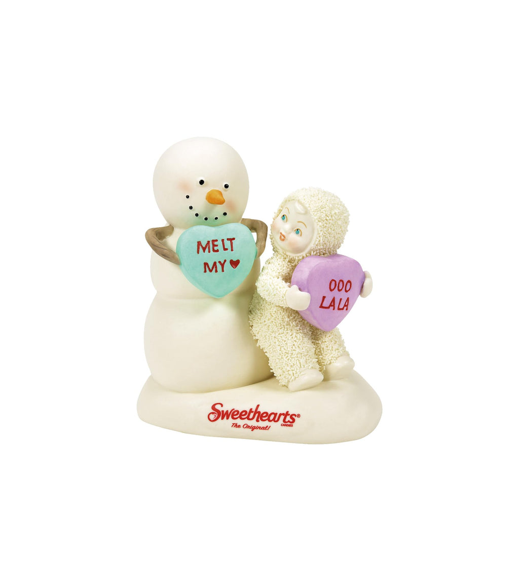 Department 56 Snowbabies Sweethearts Snowman and Snowbaby Holding Candy Hearts Figurine, 4.17 Inch, Multicolor