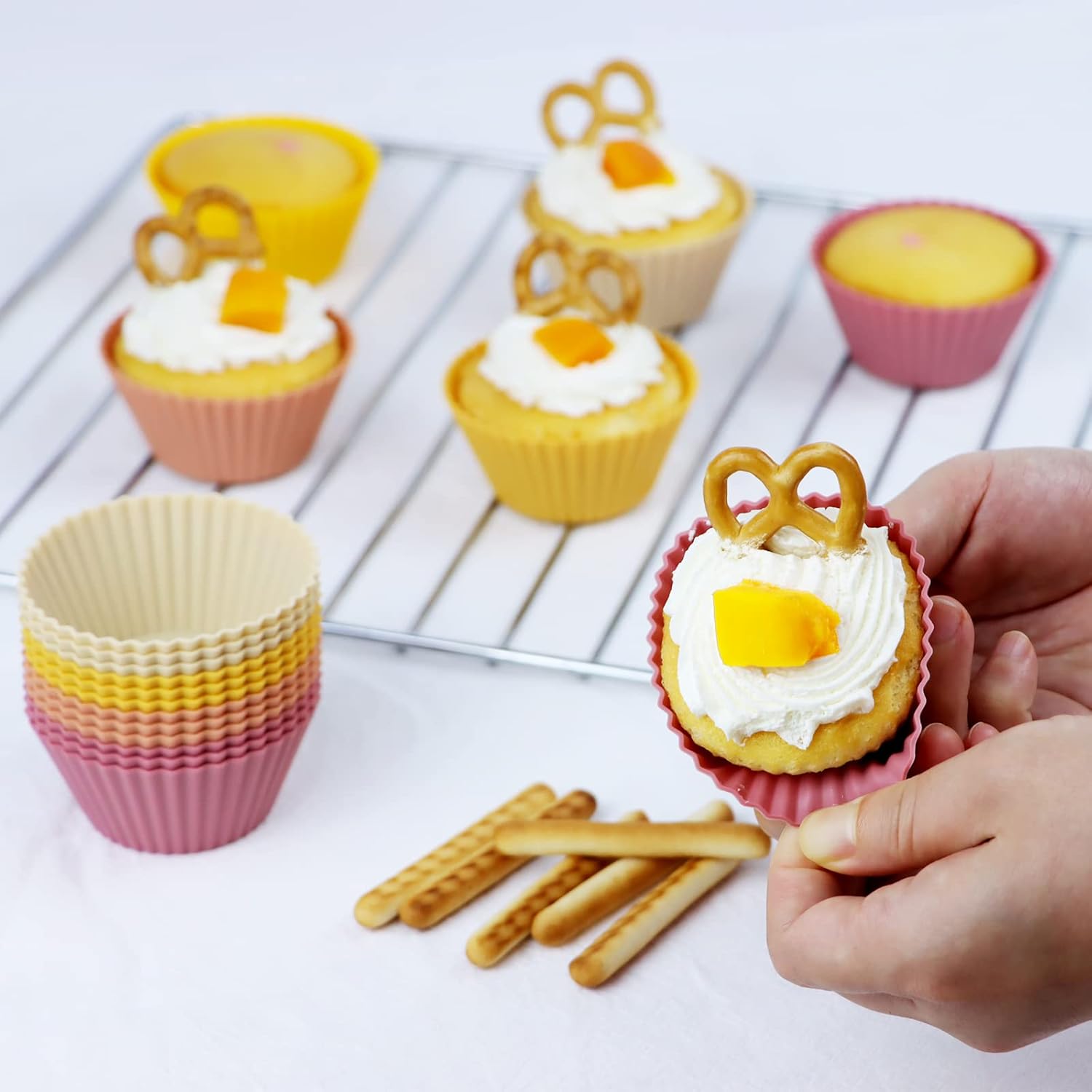 Skiennix Silicone Baking Muffin Cups - 12 Pack Reusable Cupcake Liners | BPA Free & Dishwasher Safe (Orange)