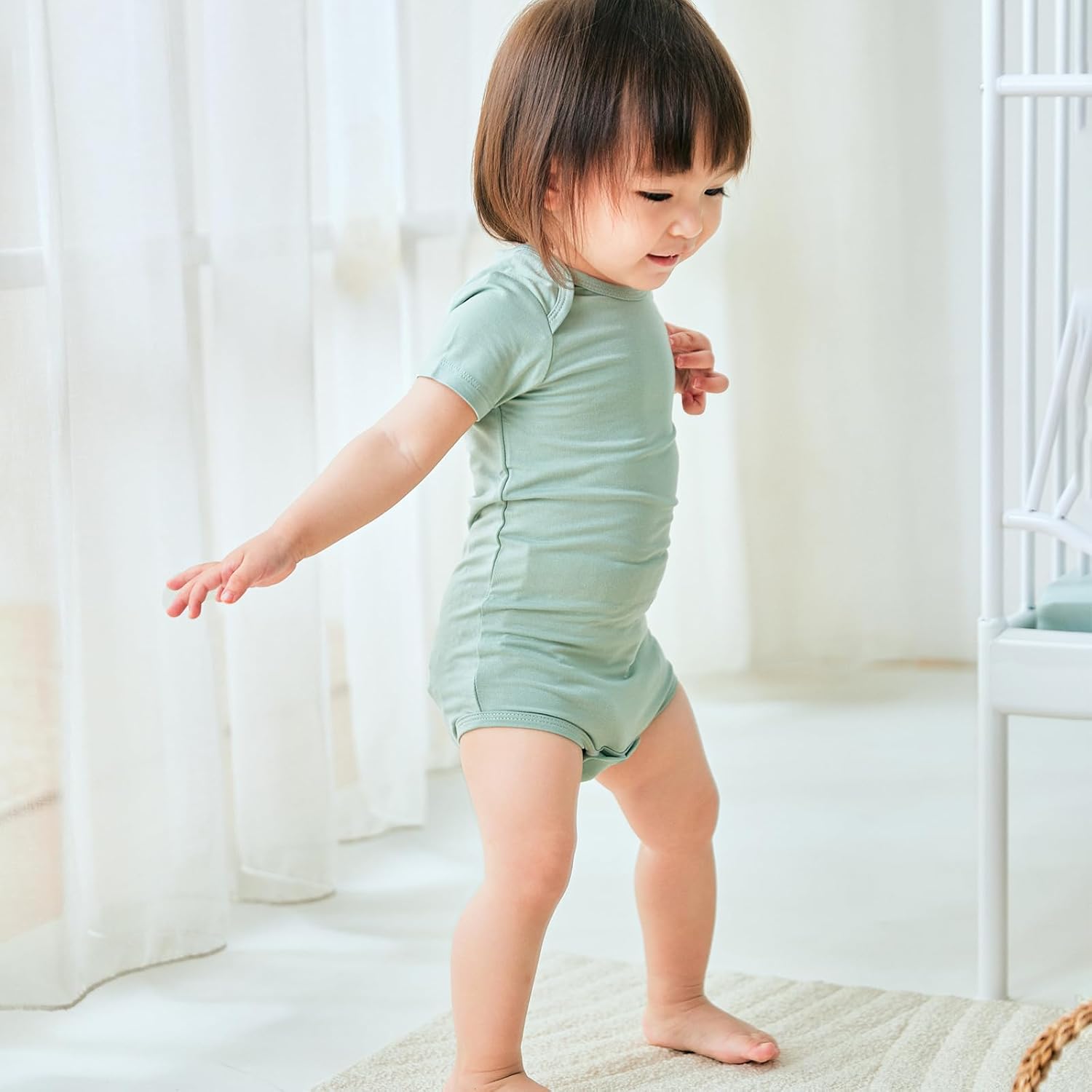 Okayinn BubblePanda Baby Onesie - Soft Bamboo Rayon Unisex Bodysuit for 0-24 Months