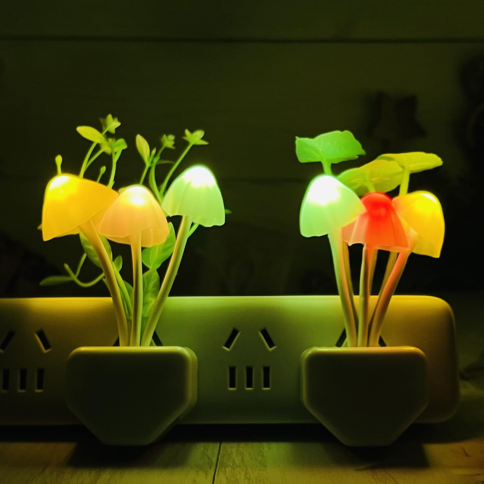 ZEZHOU Smart Sensor Led Night Lights - 2Pack 7 Color Changing Mushroom Nightlight Dusk to Dawn Sensor Auto On/Off, 0.6W Plug-in Wall Dream Bed Lamp, Gift Ideal for Nursery Baby Kids Children Adults