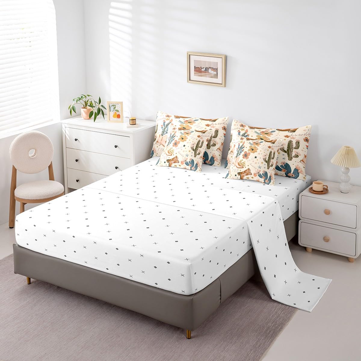 Manfei 7pcs Cowgirl Comforter Set Twin Size, Country Western Cowboy Boots Bedding Set with Sheets for Kids Girls Teens Room Decor, Wild West Cactus Flower Bed in a Bag Cute Cartoon Brown Bed Set