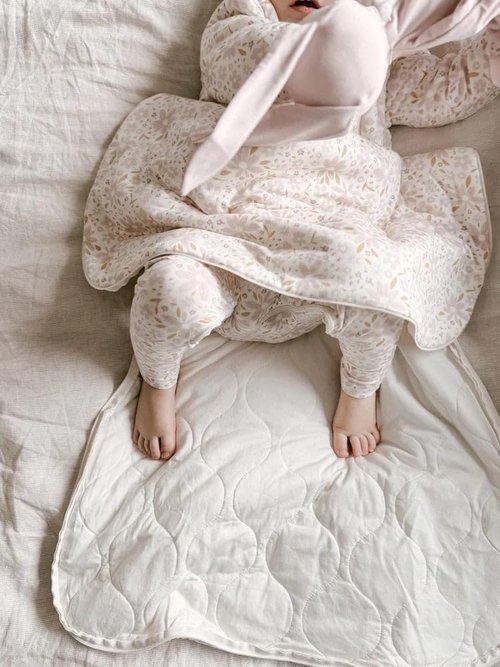 GUNAMUNA Long-Sleeve Sleep Sack - Soft Rayon Wearable Baby Sleep Bag, 1.0 TOG, Perfect for Newborns