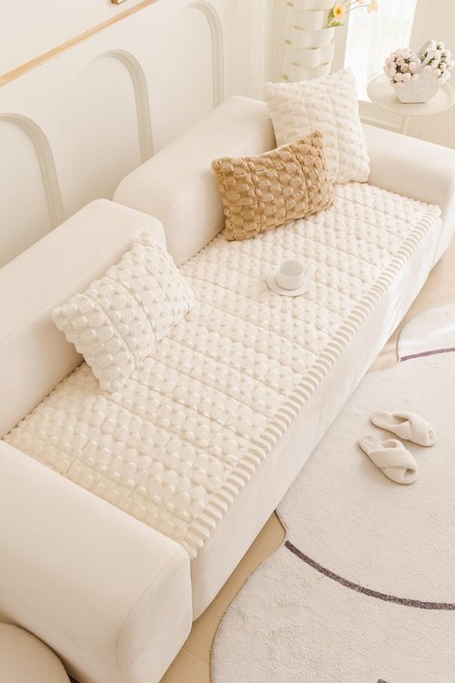 Tiwwie Couch Cover for Dogs Fuzzy Sofa Covers for Pet, Geometric Jacquard Coral Pet-Friendly Washable Non-Slip Sofas Slipcover Cushion Protector Pets Mat Dog Bed Mats