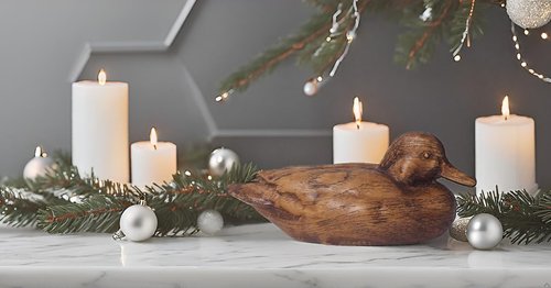Hymmah Wooden Texture Duck Statue - Rustic Home Decor for Living Room | Boho Resin Animal Figurine