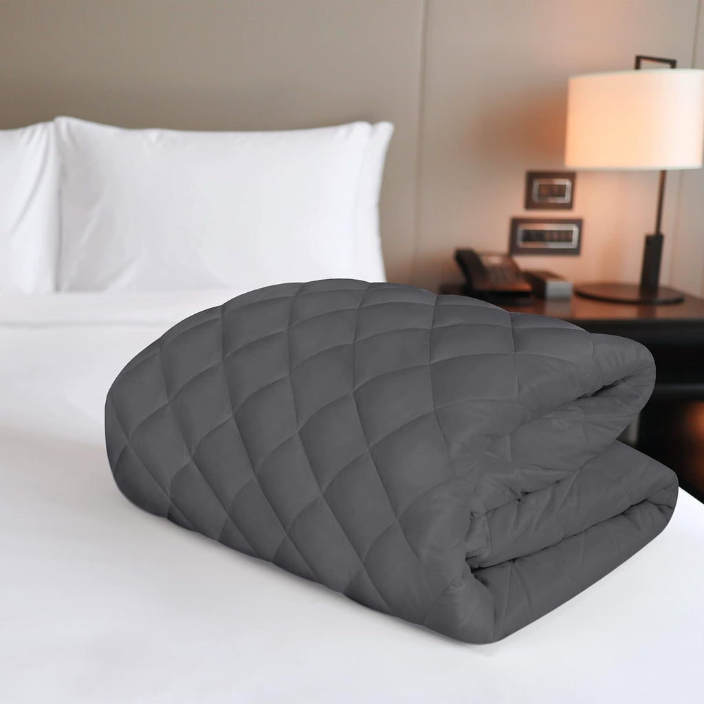 Utopia Bedding Quilted Fitted Mattress Pad - Full Size Deep Pocket Protector | Machine Washable Grey